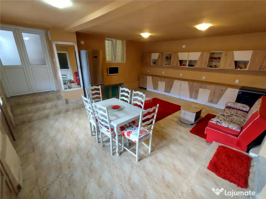 Racasdia, Casa Moderna, 174MP cu Teren 1104MP, Pret Negociab 