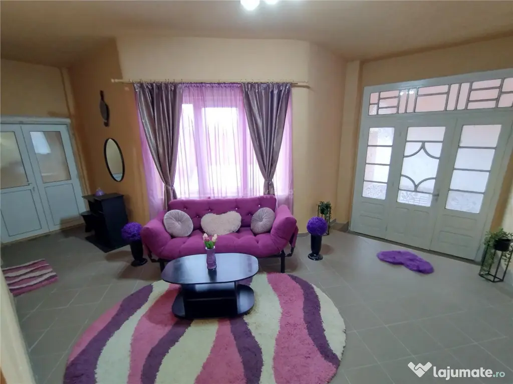 Racasdia, Casa Moderna, 174MP cu Teren 1104MP, Pret Negociab 