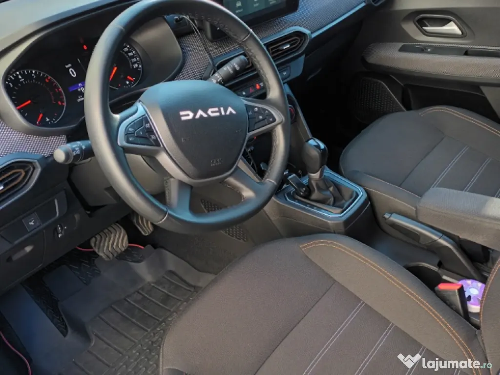 Dacia Sandero Stepway automată 