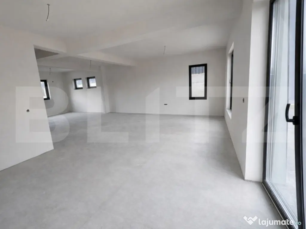 Casă individuală modernă cu 3 dormitoare, 120 mp utili, 4 