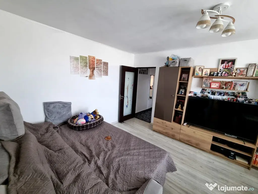 Casa de cultura stradal-apartament 3 camere cu gaze 