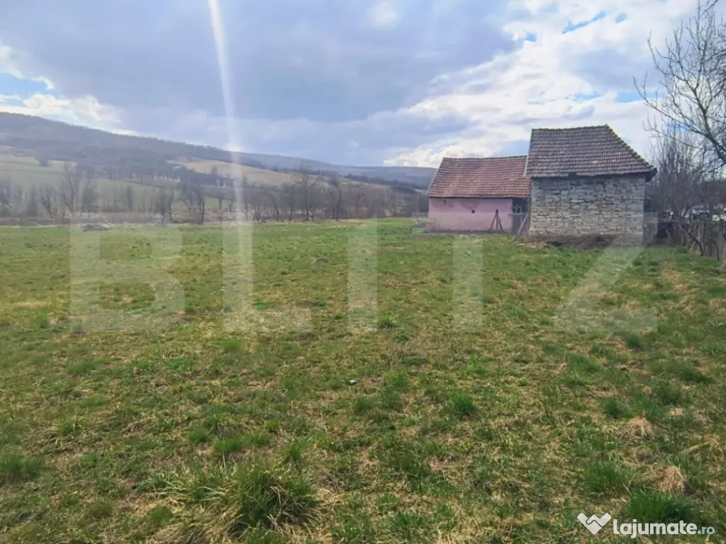 Teren intravilan de vanzare, 5.700 mp, la doar 5 km de Muni