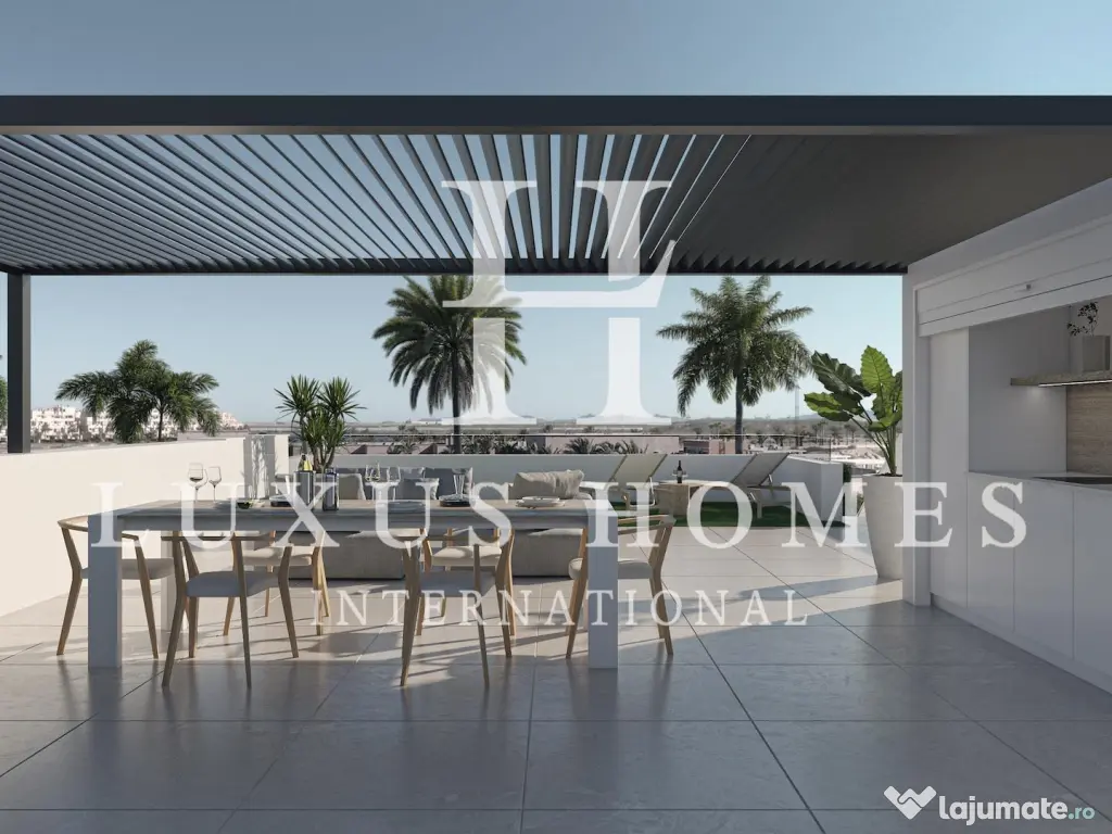 Apartament la etajul mijlociu cu terasă și terenuri de paddle tenis 