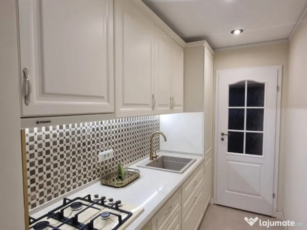 Decebal totul nou prima inchiriere 