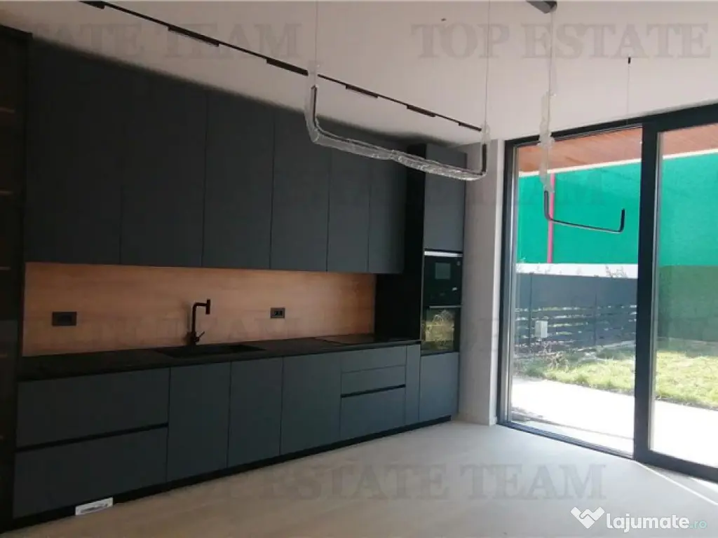 Vila noua 5 camere, Pipera in proximitatea autostrazii A3 