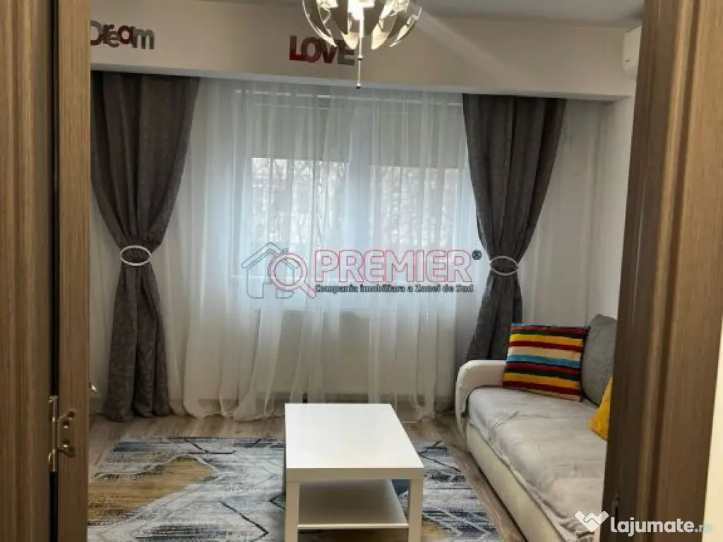 Piata Resita - apartament modern 3 camere 