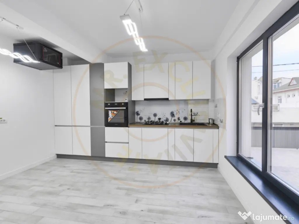 Spațiu generos de închiriat-ideal clinica/birouri/centru e 