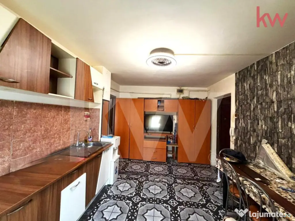 Apartament 2 camere semidecomandate – Craiovița Nouă, zo 