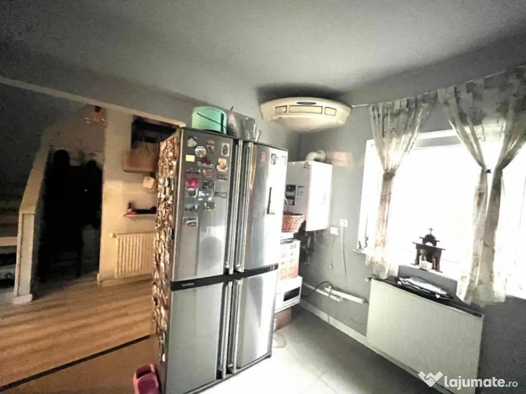 Vila insiruita superba 180 mp construiti, teren 100 mp, Pipe 