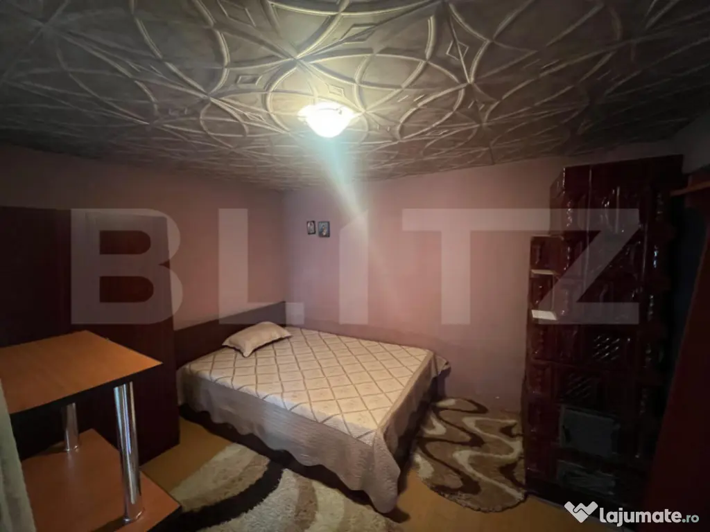 Casa pe parter, 75mp, teren generos 2000mp, Troaca 