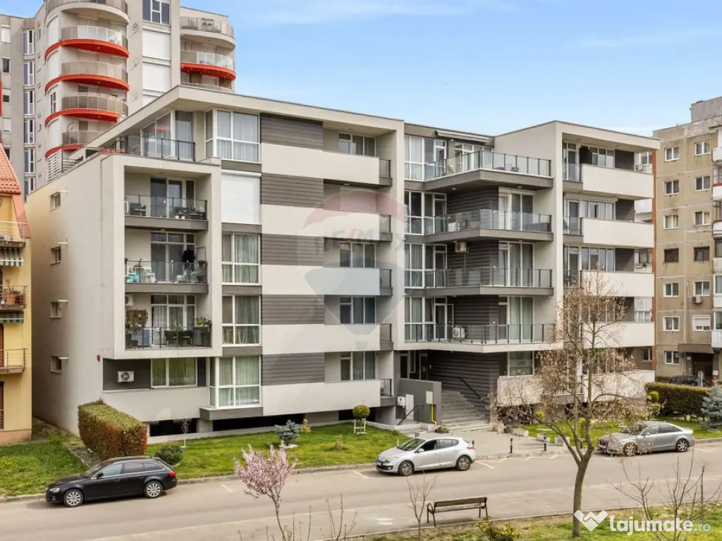 Apartament modern cu 3 camere de închiriat - Malul Mure?... 