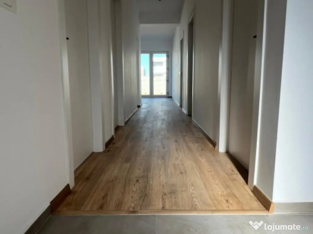 Casa individuala 5 camere Tunari 