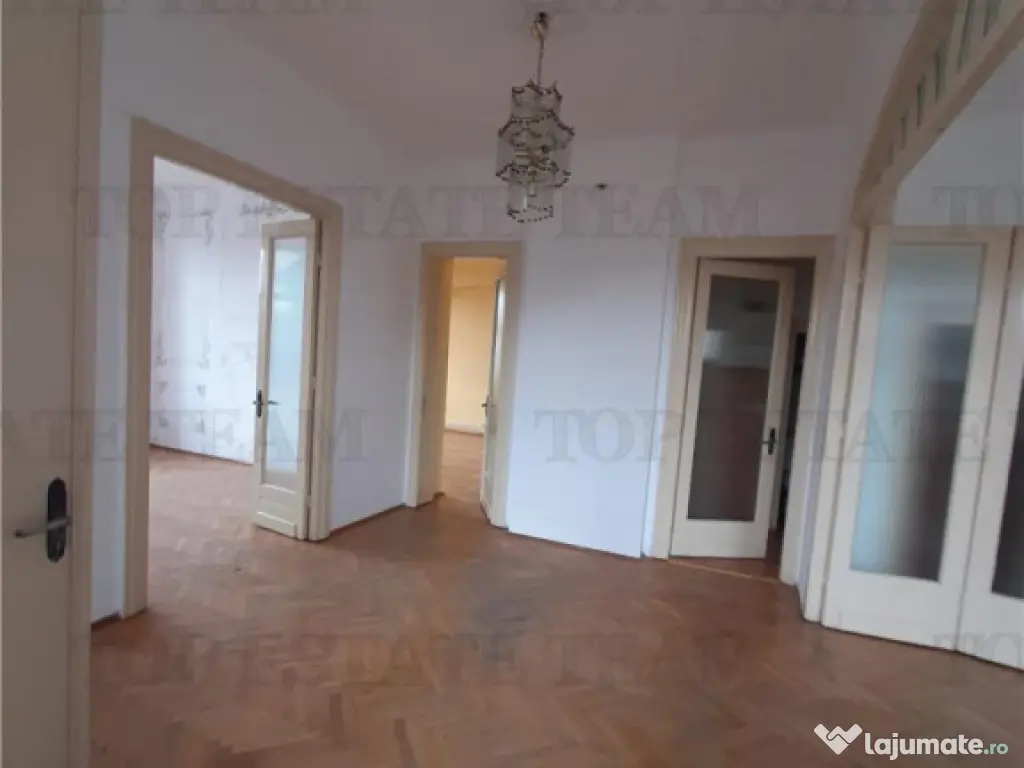 Apartament pretabil investitie in zona Calarasi-Hala Traian 