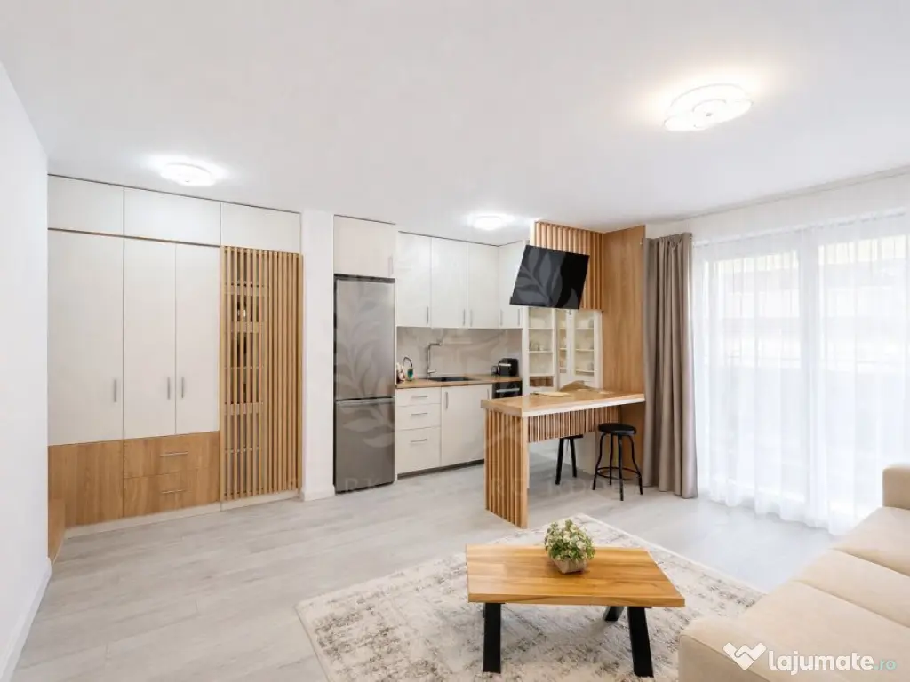 Inchiriere studio de lux, parcare privata, zona Vest -