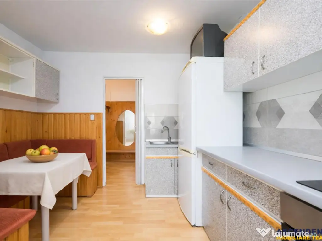 FILM! Apartament 3 camere, decomandat, Lenin, sau schimb 