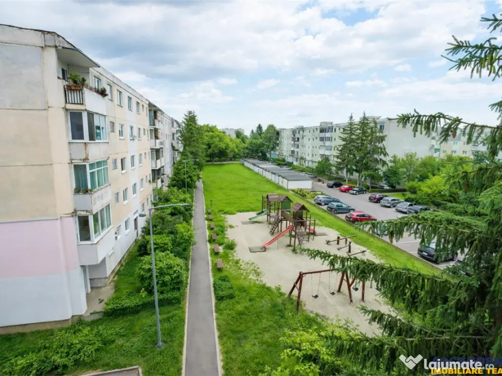 FILM! Apartament 3 camere, decomandat, Lenin, sau schimb 