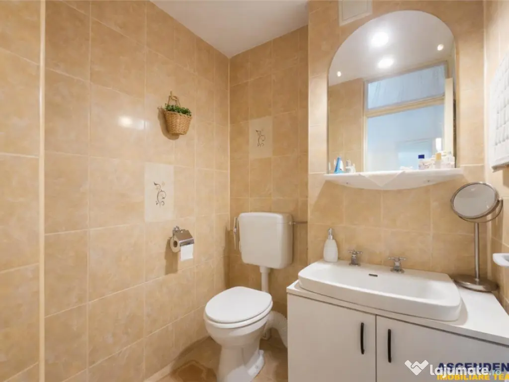 FILM! Apartament 3 camere, decomandat, Lenin, sau schimb 