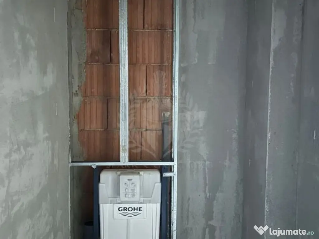 SPATIU COMERCIAL // ALBERT - GRADINILE // 101 MP 