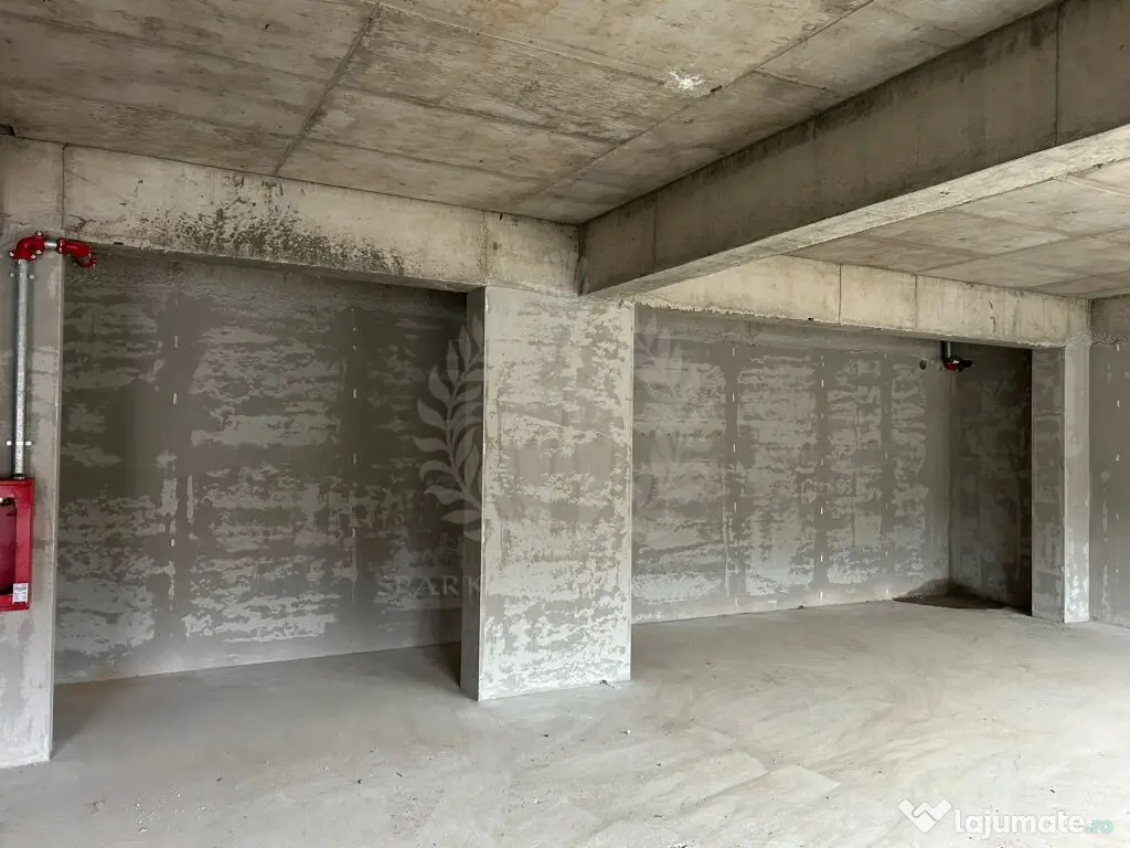 SPATIU COMERCIAL // ALBERT - GRADINILE // 101 MP 