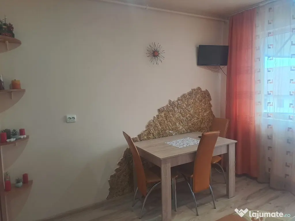 Apartament de inchiriat 