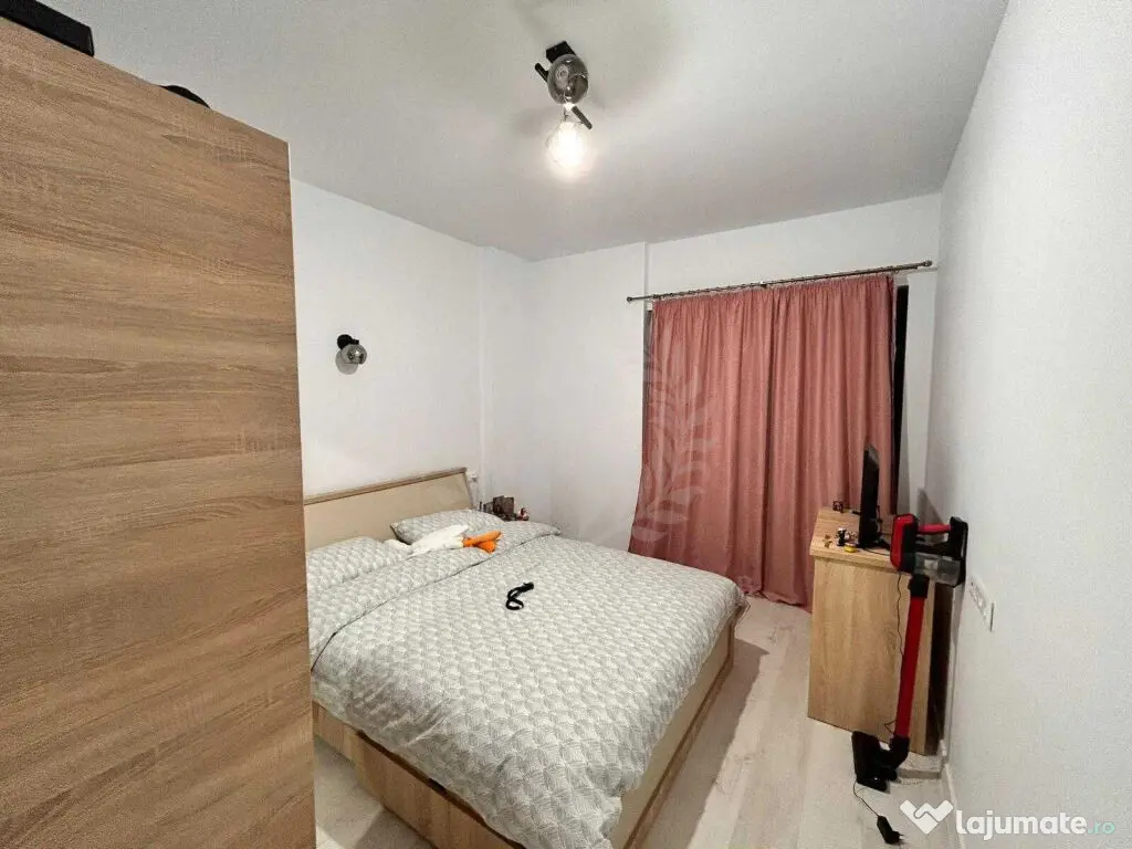 Inchiriere apartament 2 camere, bloc nou, zona Vest - VAMT, 