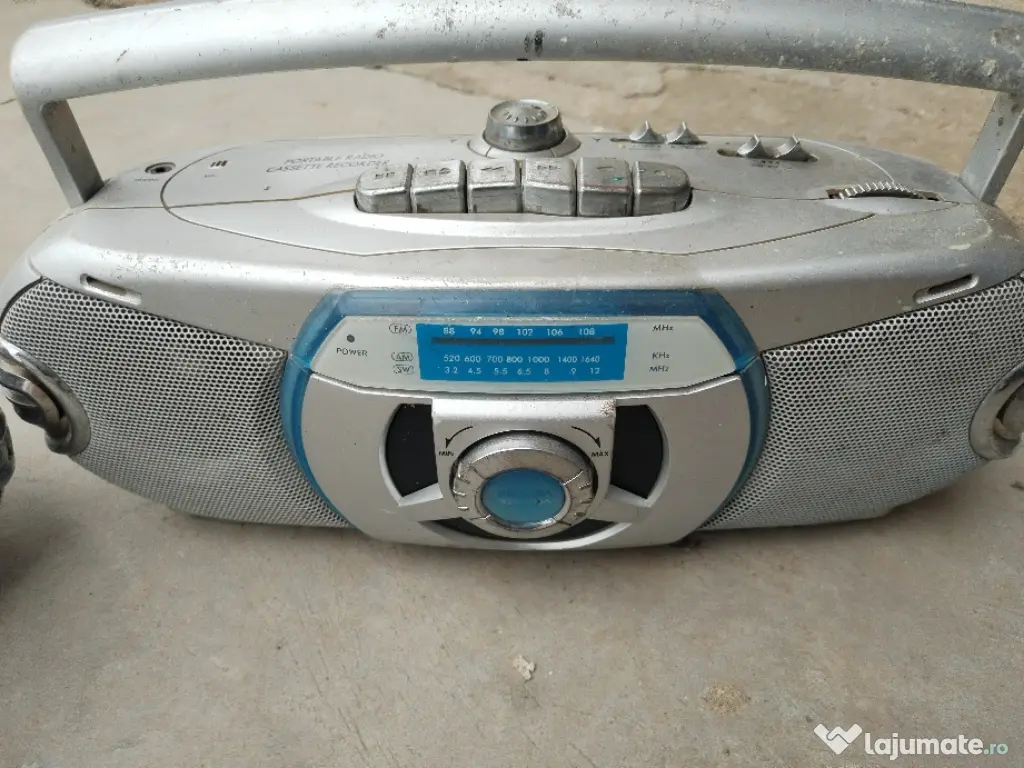 Radio casetofon portabil Victronic 