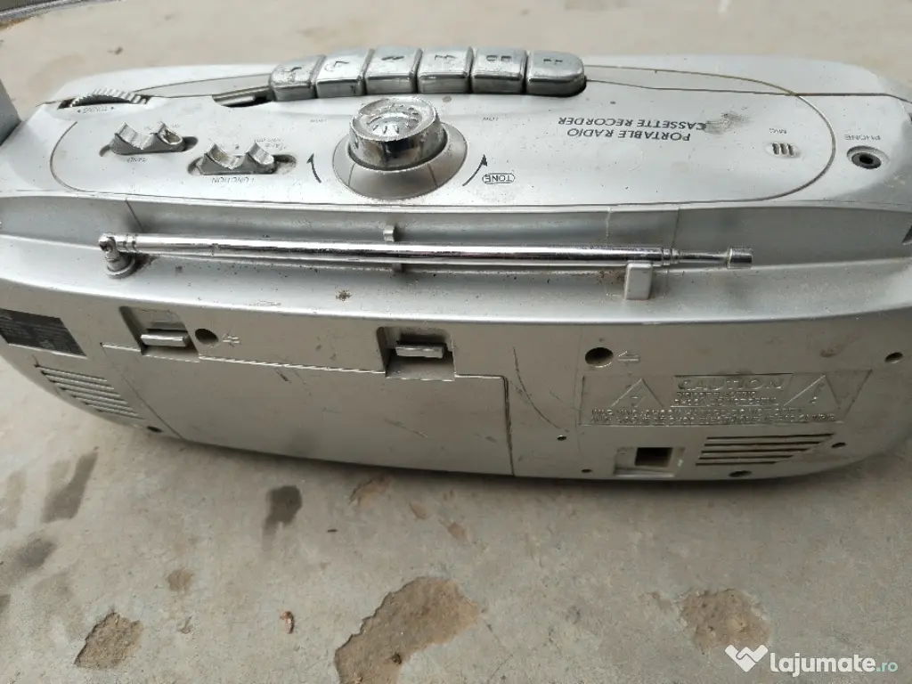 Radio casetofon portabil Victronic 