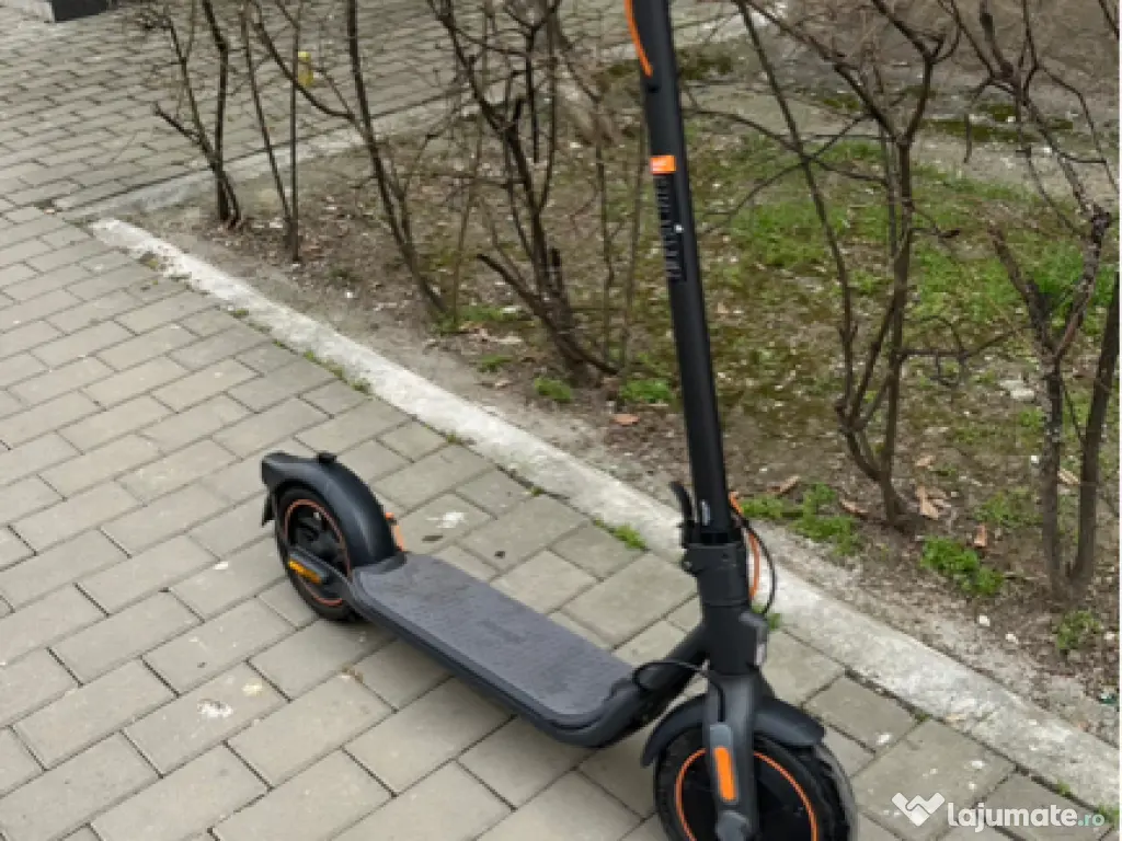 Amplituner Kenwood KRF-V4070d nefuncțional 