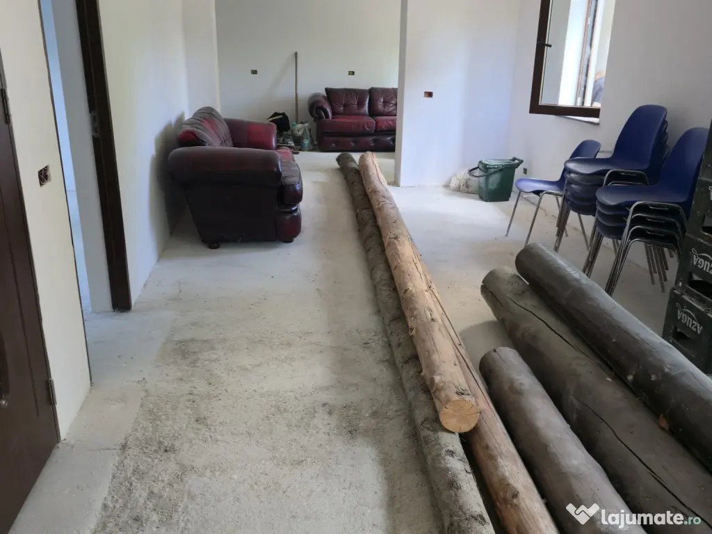 Casă de vânzare în comuna Gârcina 