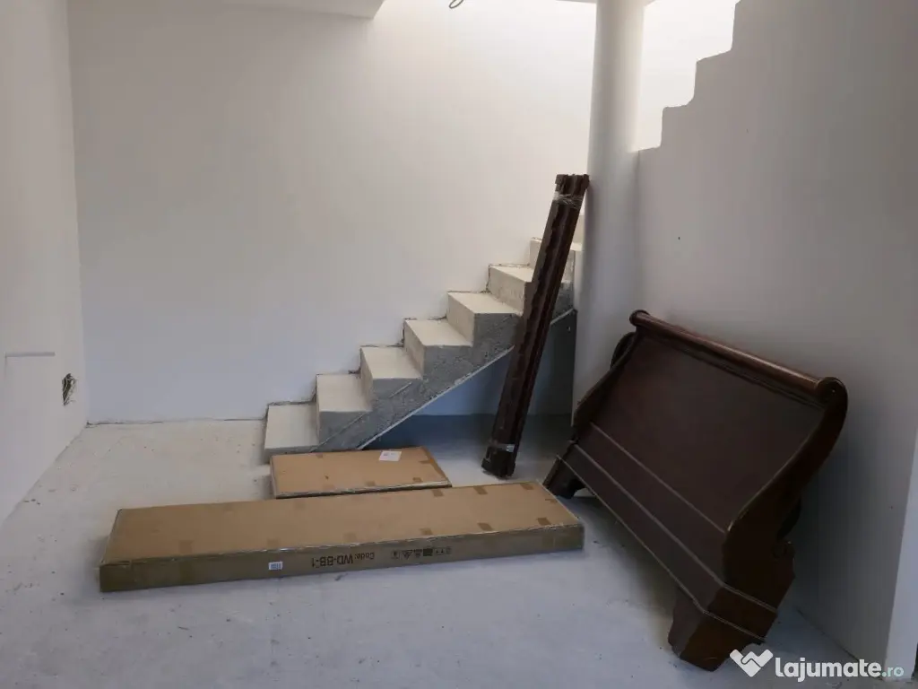 Casă de vânzare în comuna Gârcina 