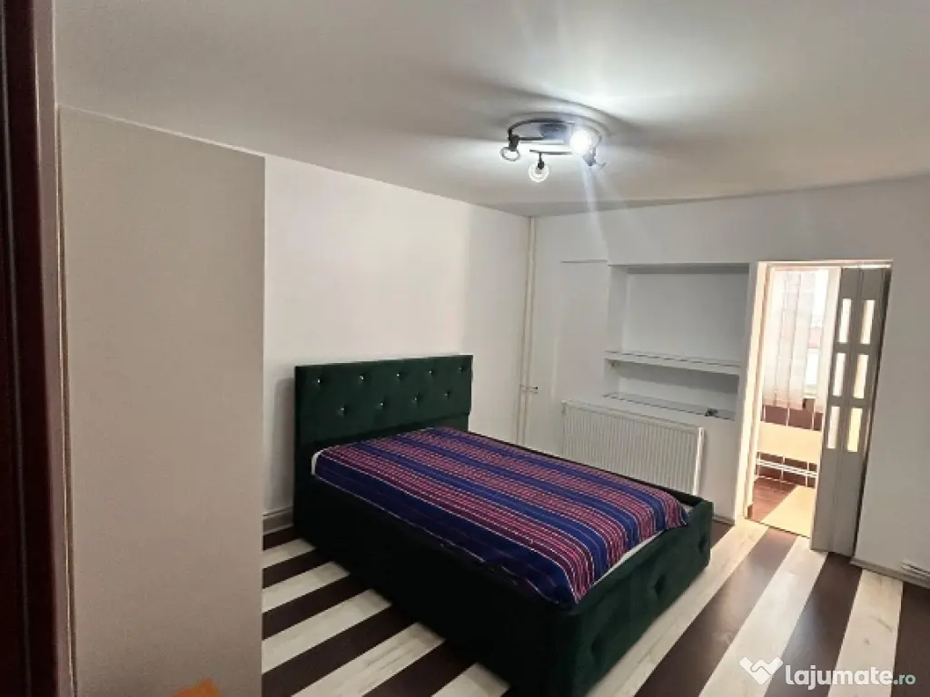 Inchiriez apartament 3 camere, centrala proprie,  Focsani Cuza Voda 