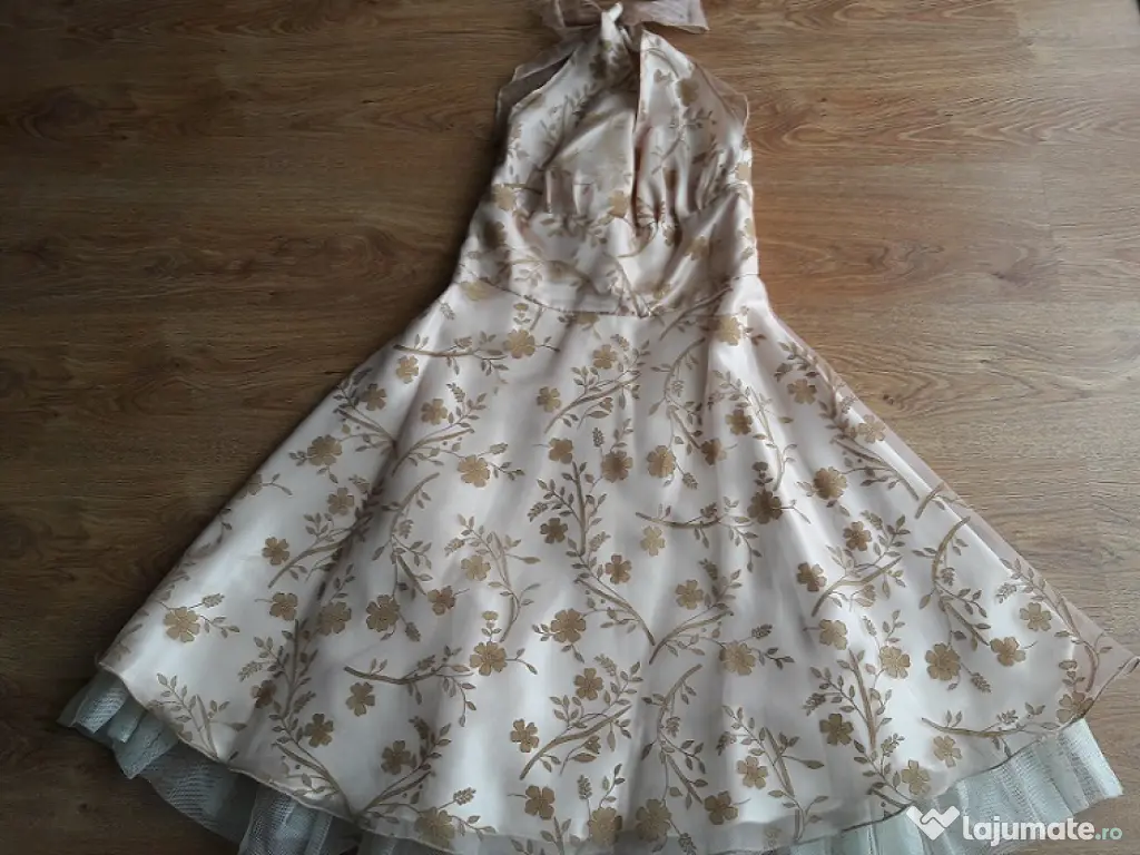 Rochie crem eleganta marime 40 