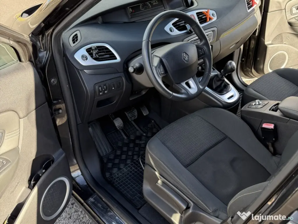 Renault scenic  an 2009 