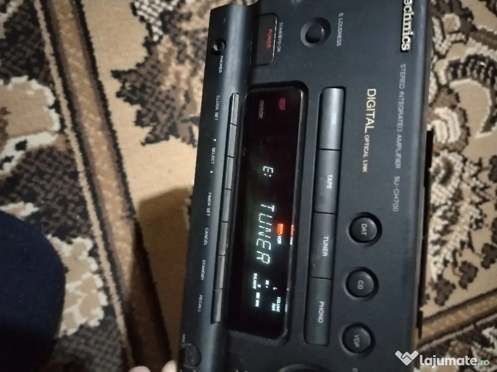 Turn Technics seria CH700 