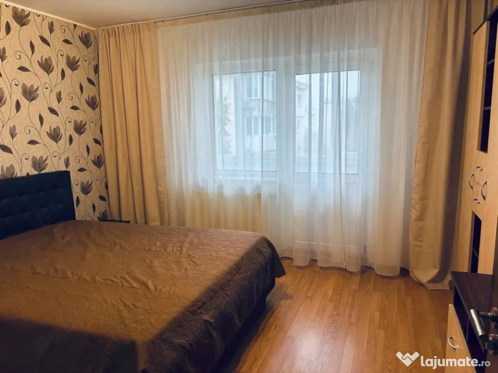 Apartament cu 2 camere, suprafata de 60mp, 2 balcoane si loc 