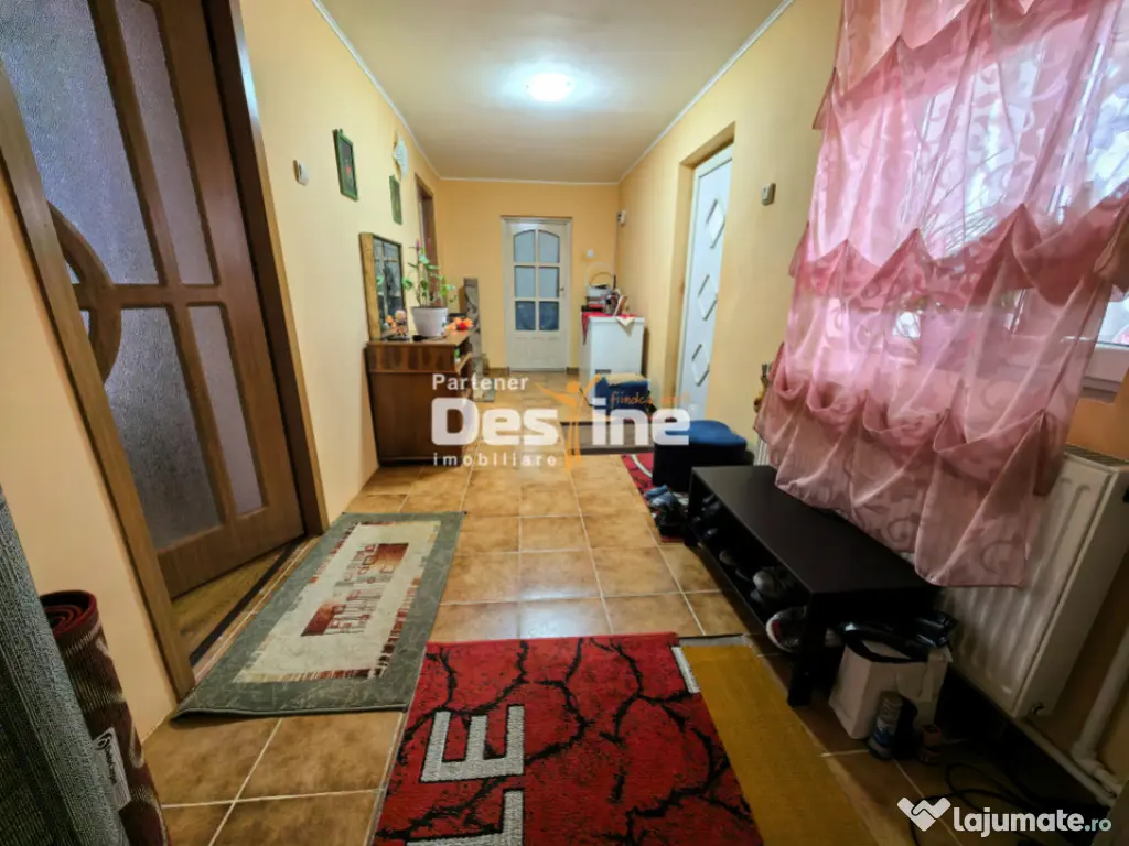 Apartament 2 camere 68 mp + 300mp curte, terasă și beci CU 