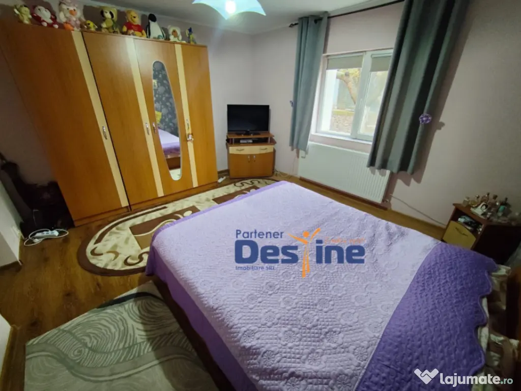 Apartament 2 camere 68 mp + 300mp curte, terasă și beci CU 