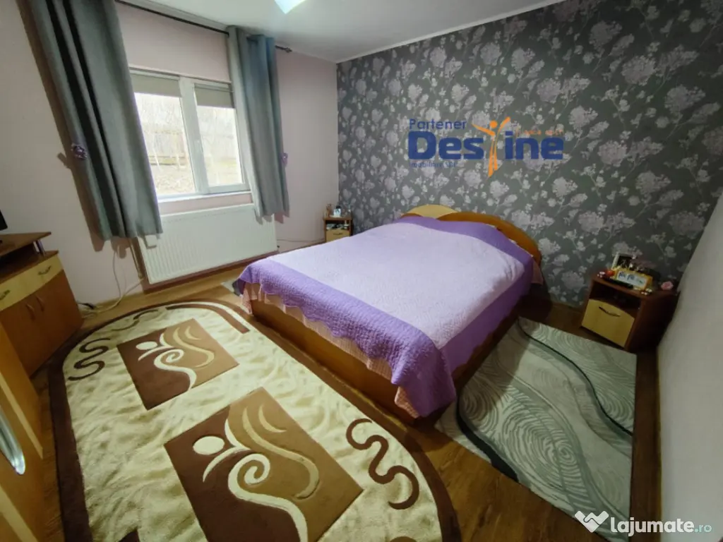 Apartament 2 camere 68 mp + 300mp curte, terasă și beci CU 