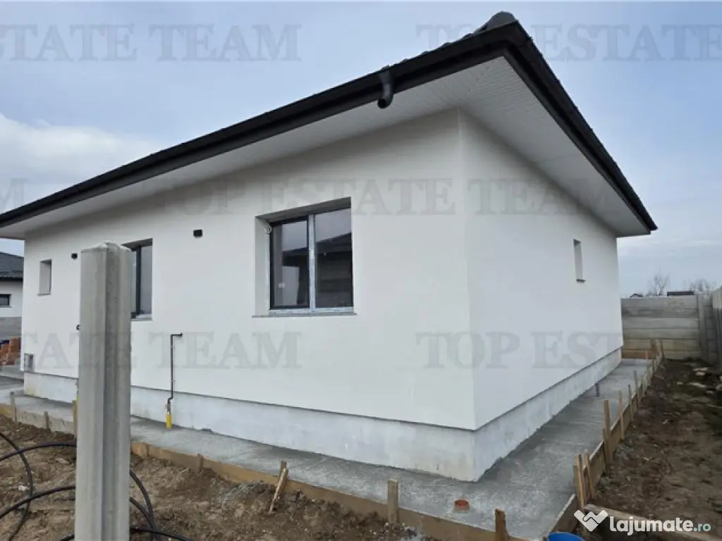 Vila individuala moderna cu 4 camere , 2 bai ,terasa 25mp, i 