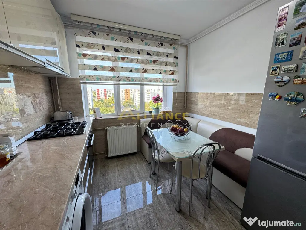 Apartament 3 camere decomandat { Grand Arena } 