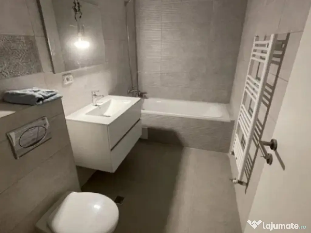 Garsoniera decomandata - zona Tractorul 