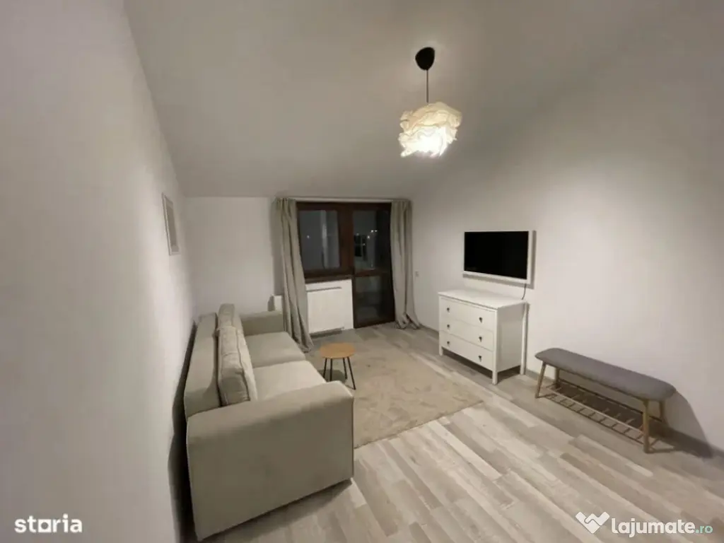 Garsoniera decomandata - zona Tractorul 