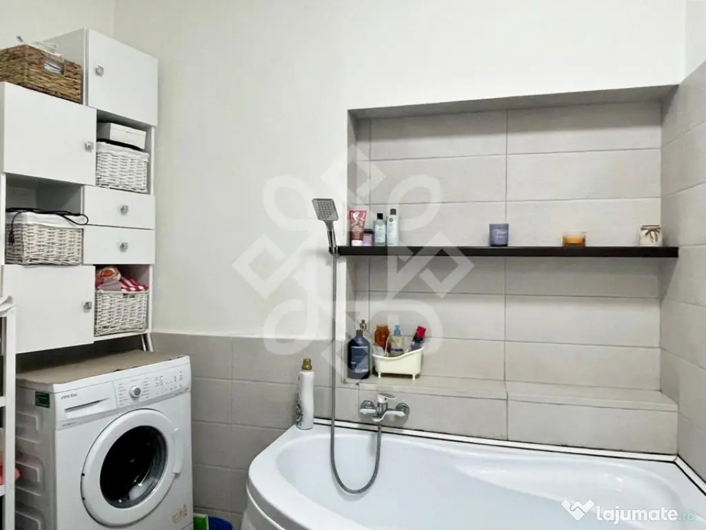 Apartament la casa de vanzare, zona Ecaterina Teodoroiu, Ora 