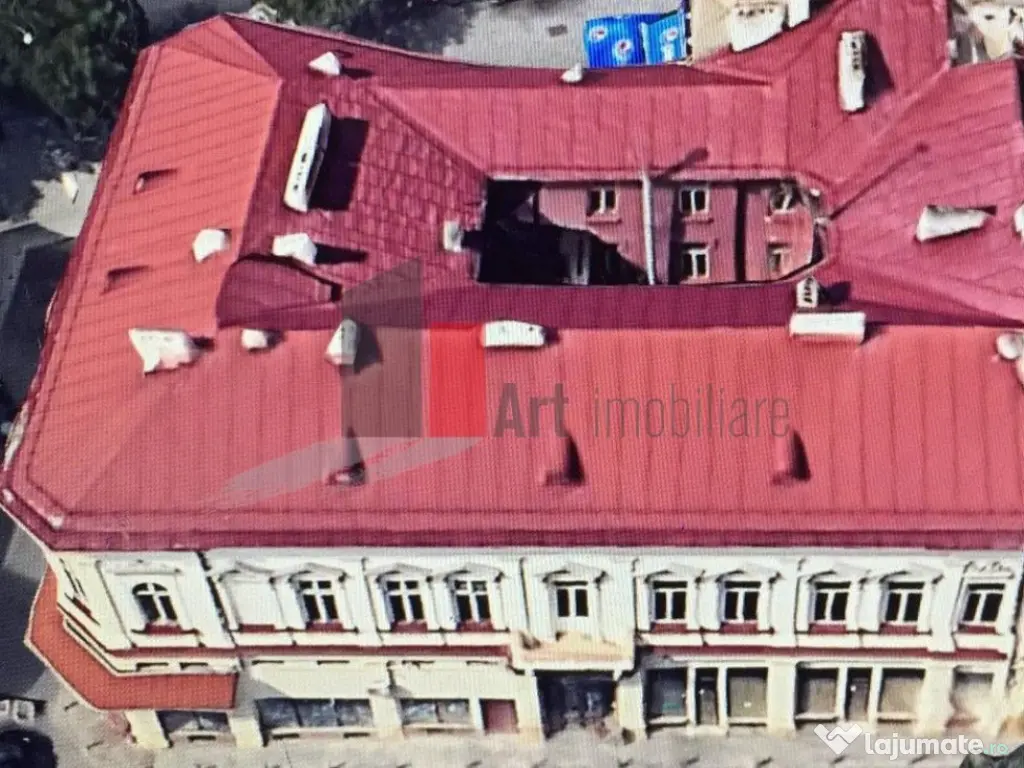 Cladire Universitate KM 0 