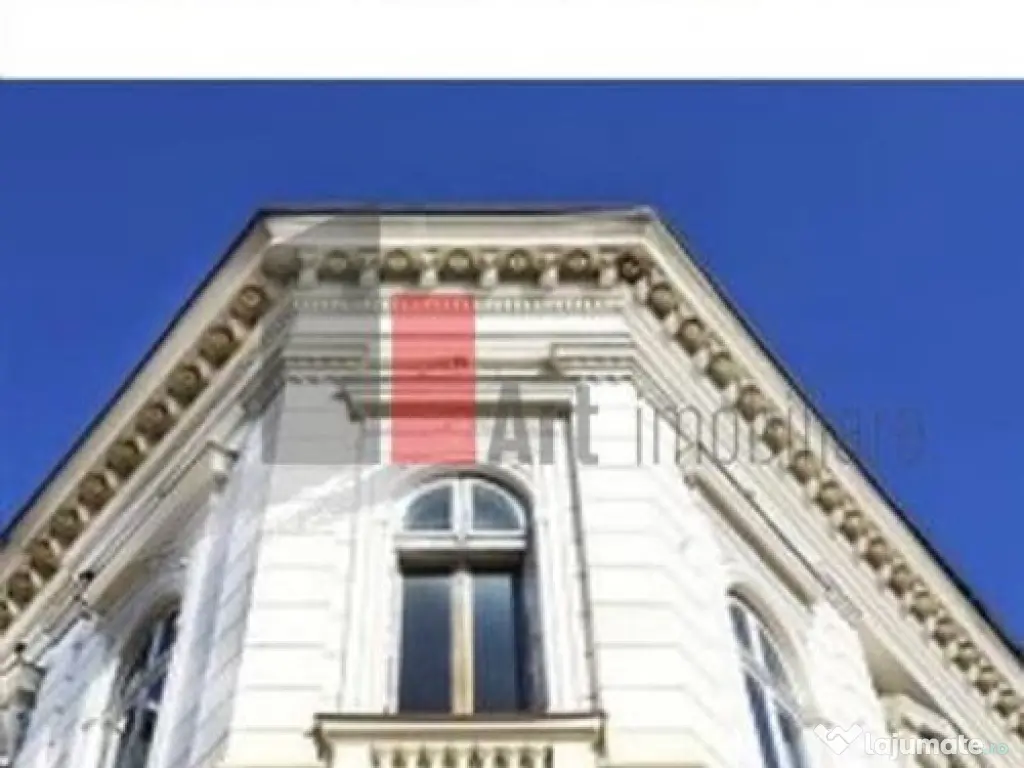 Cladire Universitate KM 0 