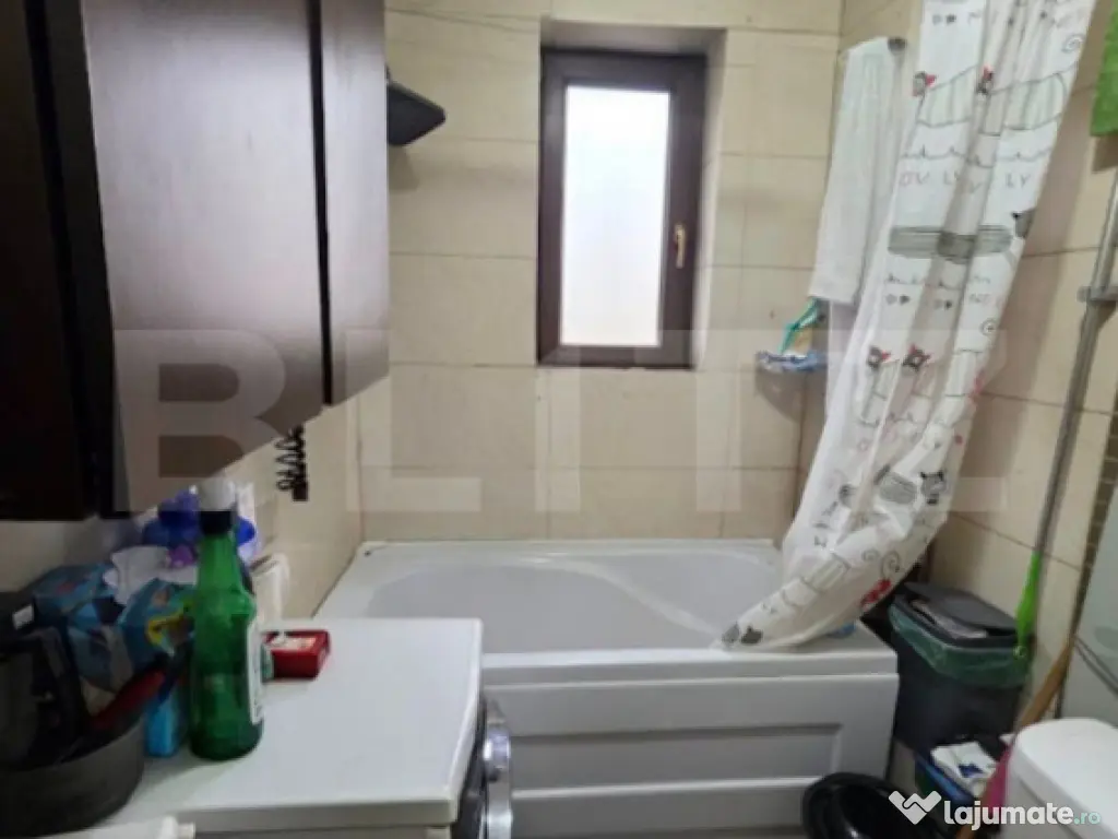 Apartament 2 camere, cu terasă de 20 mp, Zona Vivo