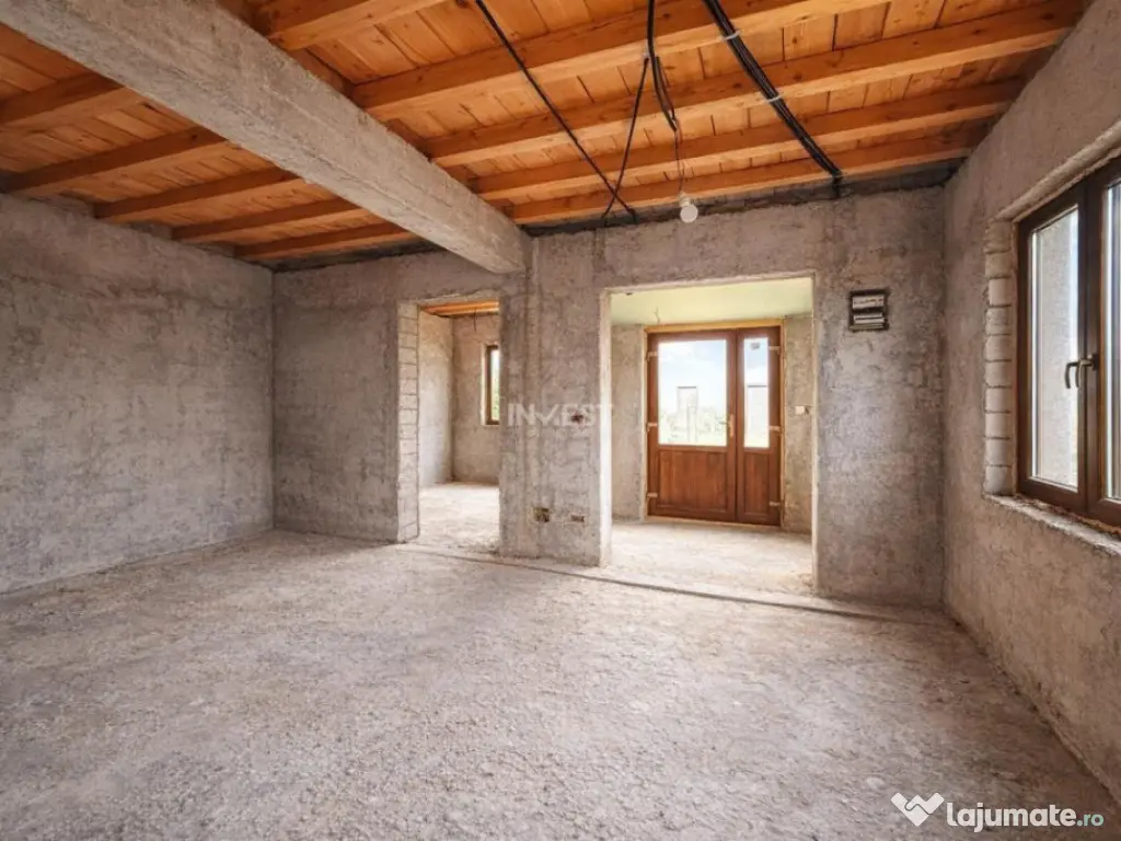 Casă tip duplex de vânzare 380 MP teren, zona Vișani - IA 