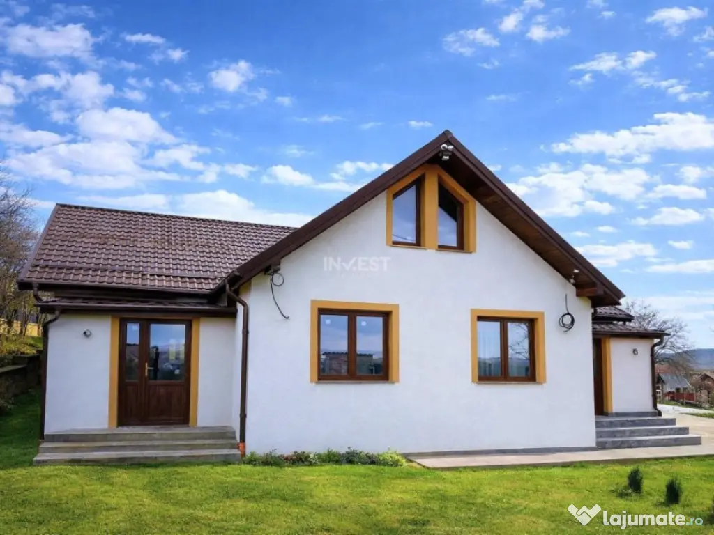 Casă tip duplex de vânzare 380 MP teren, zona Vișani - IA 