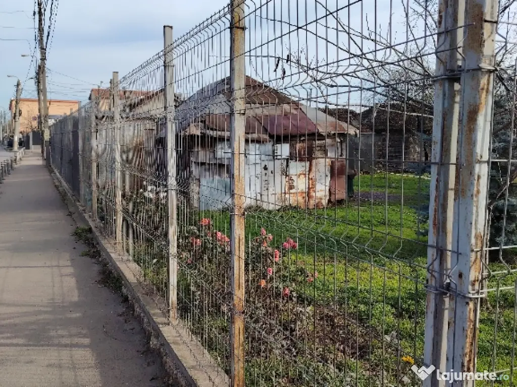 Teren de vânzare 