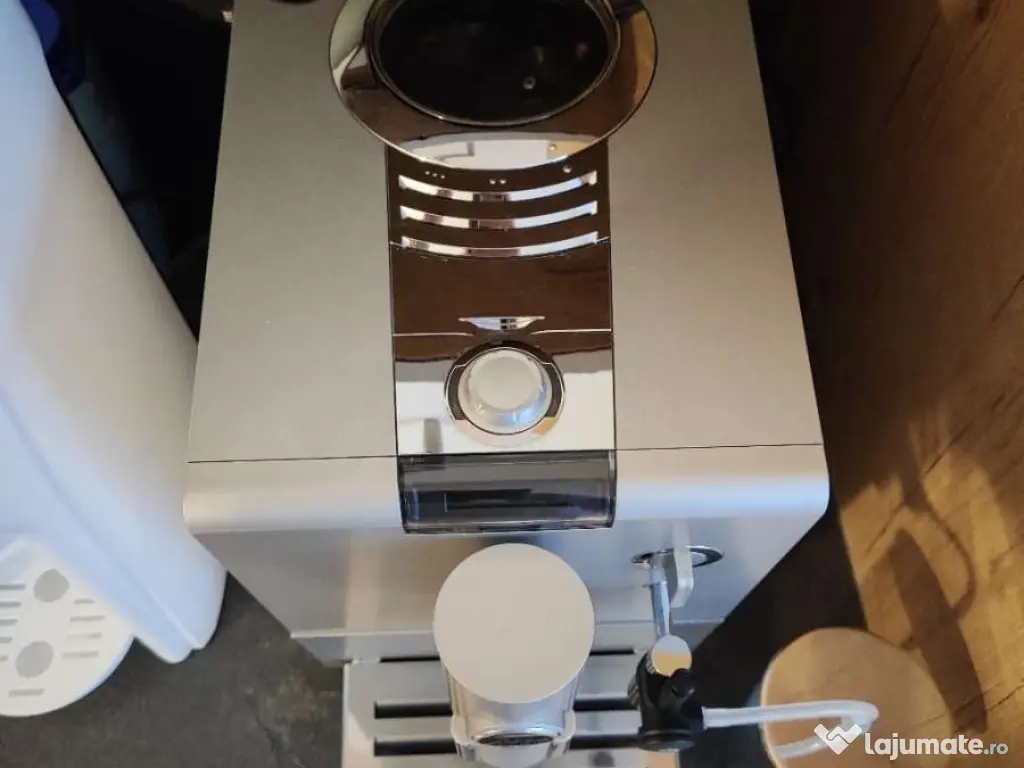 Jura ENA 5 – aparat de cafea compact, stare bună 